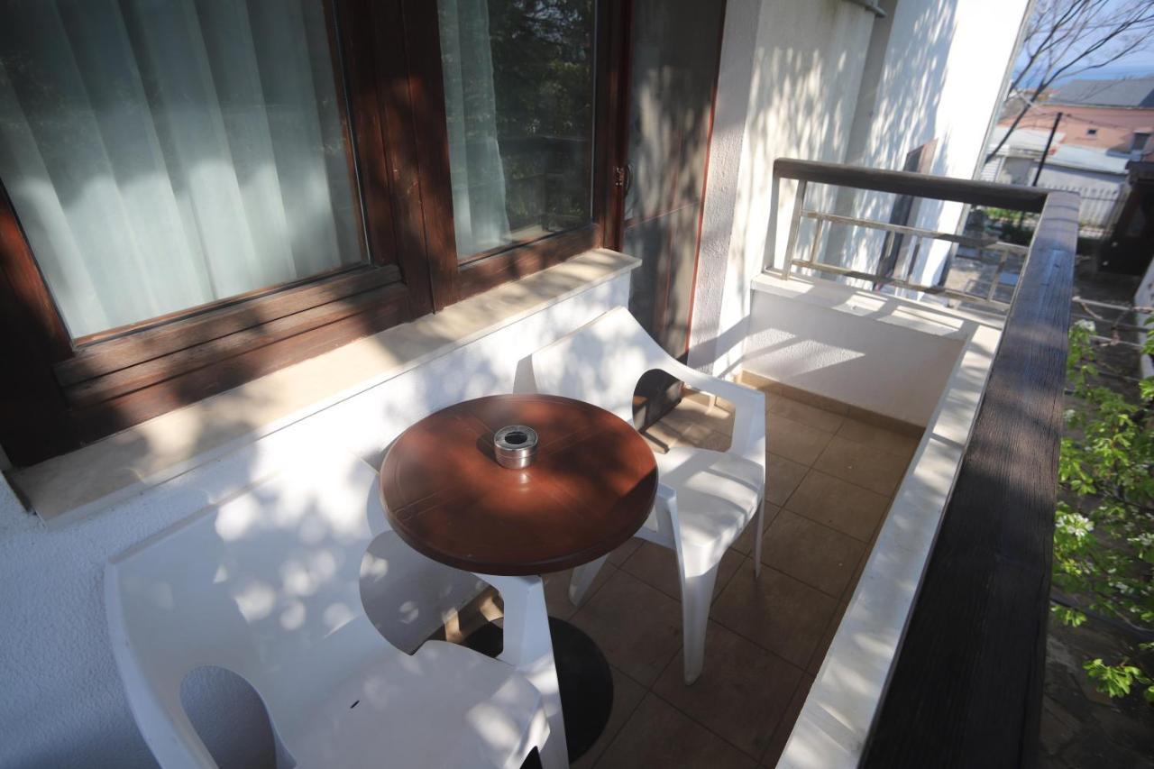 Guest House Yanita ヴァルナ エクステリア 写真
