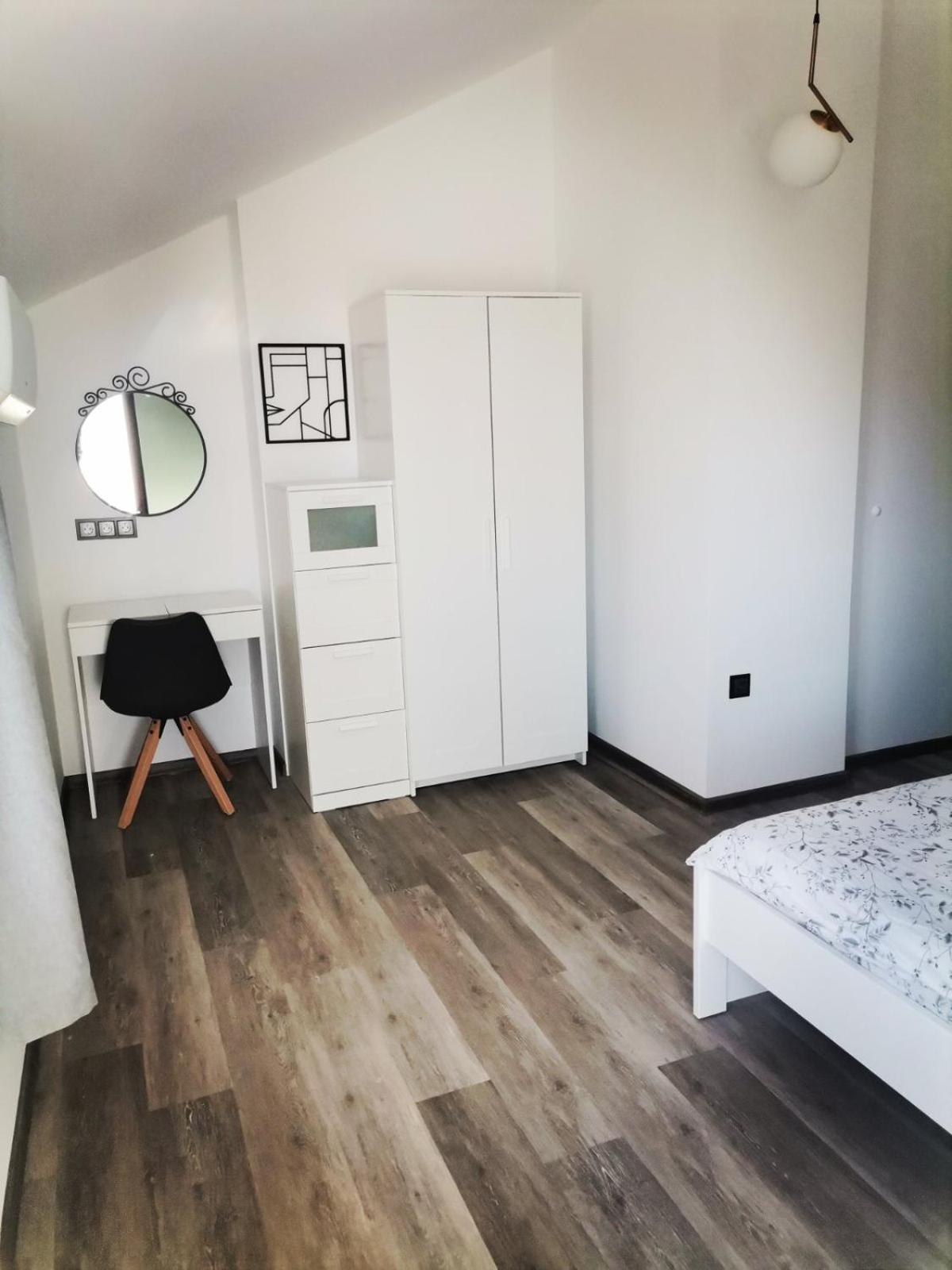 Guest House Yanita ヴァルナ エクステリア 写真