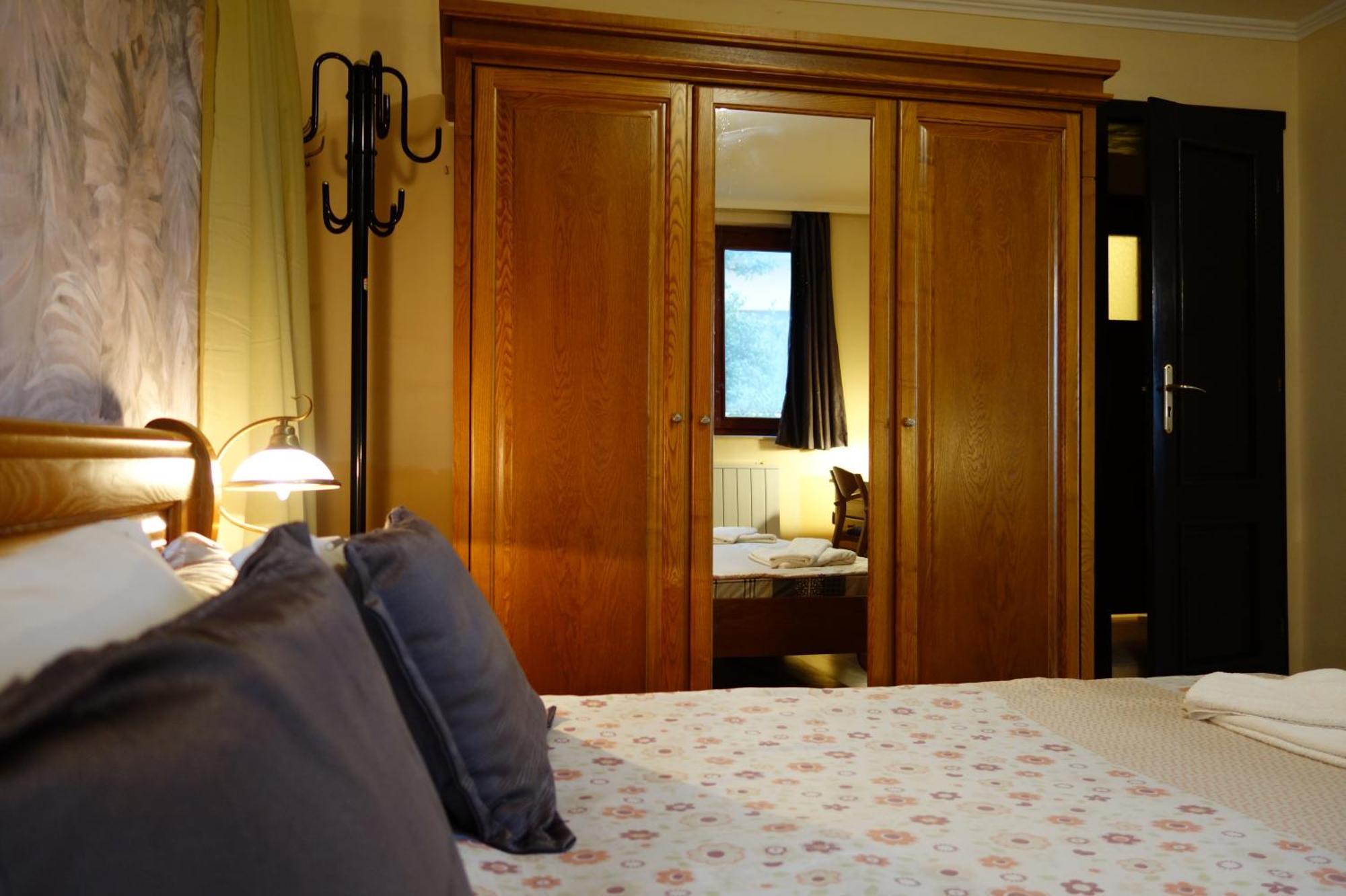 Guest House Yanita ヴァルナ エクステリア 写真